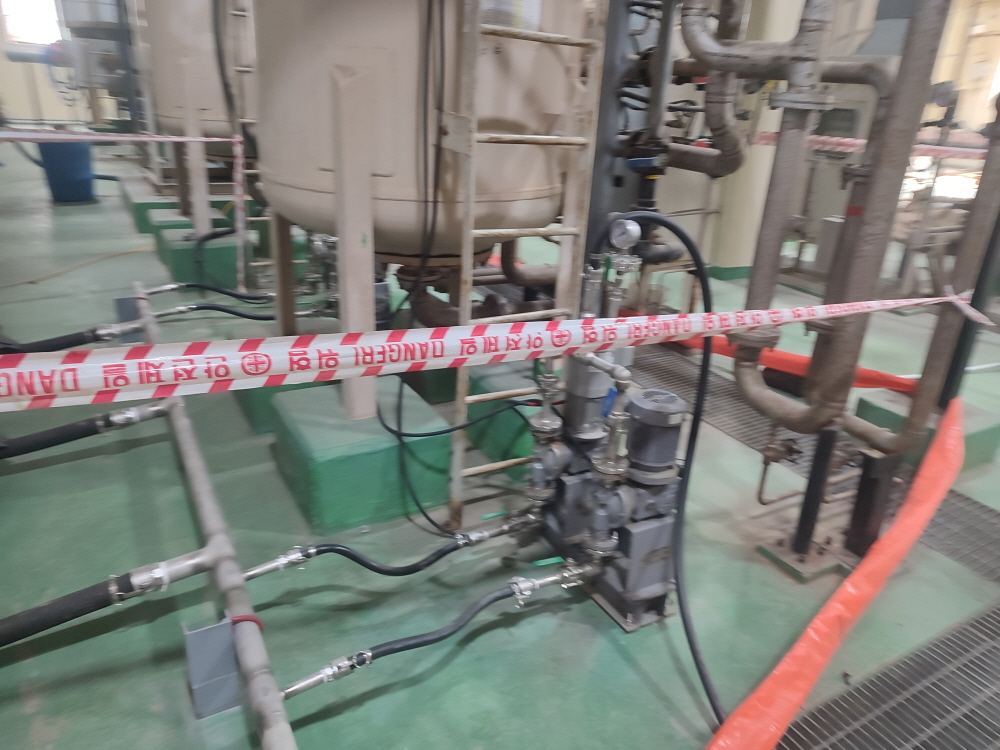 옹진군 / 에폭시철거 관련 작업으로 고급스러운 마감이 돋보입니다. (발생의, 추가) · 디테일한 마감 처리로 완성도 높은 결과물을 확인할 수 있습니다.